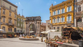 Pula