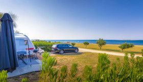 Arena Grand Kažela Campsite_Luxury lot first row to the sea